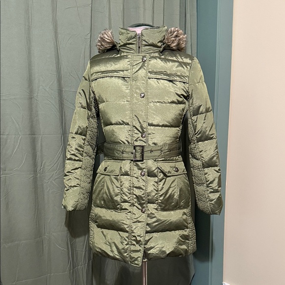 Gallery Jackets & Blazers - Green Puffer Coat with Fur Hood
